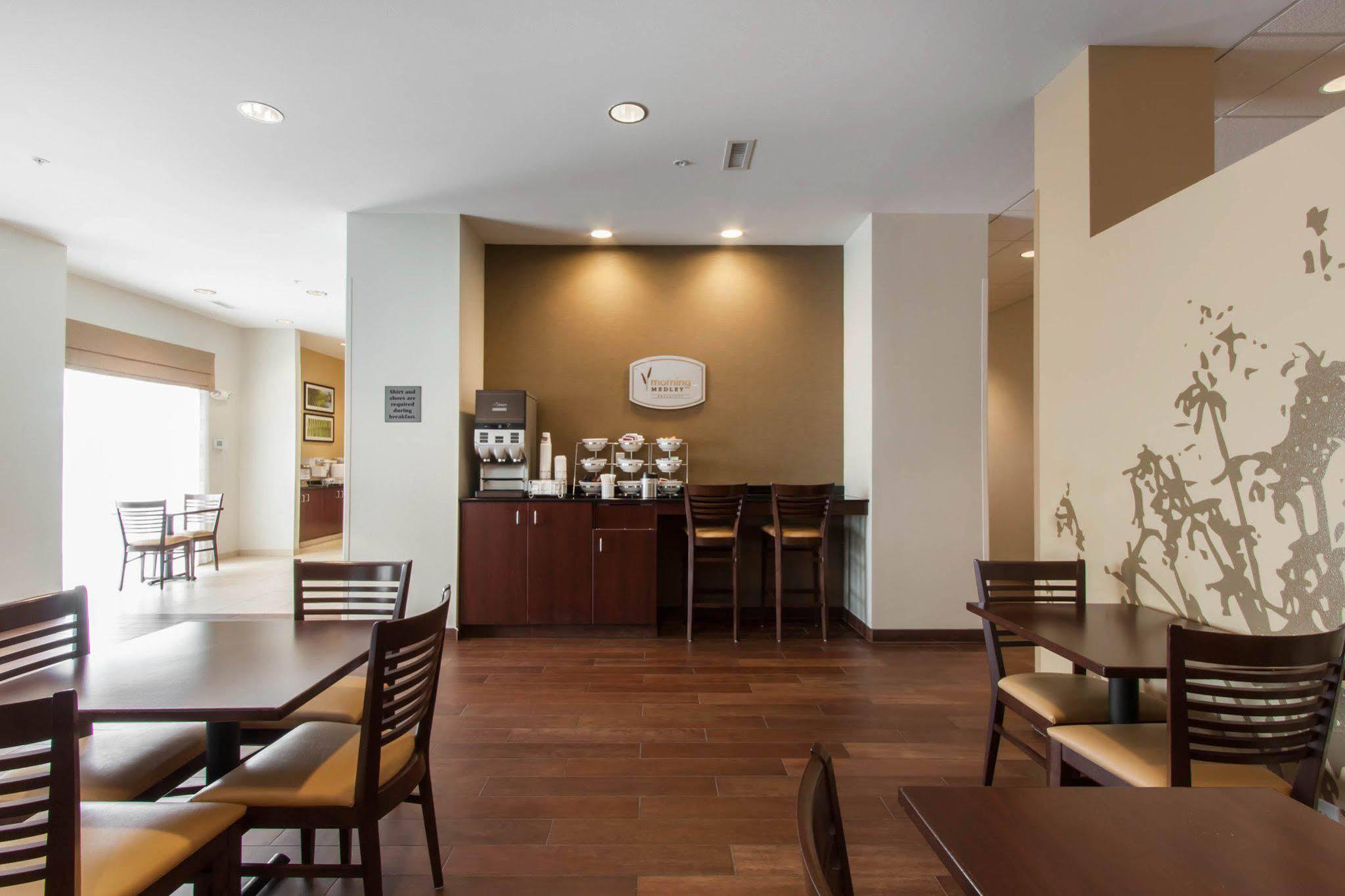Sleep Inn & Suites Fargo Medical Center Экстерьер фото