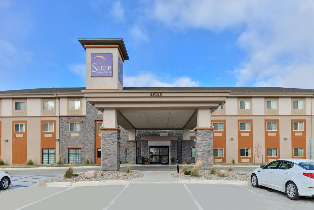 Sleep Inn & Suites Fargo Medical Center Экстерьер фото