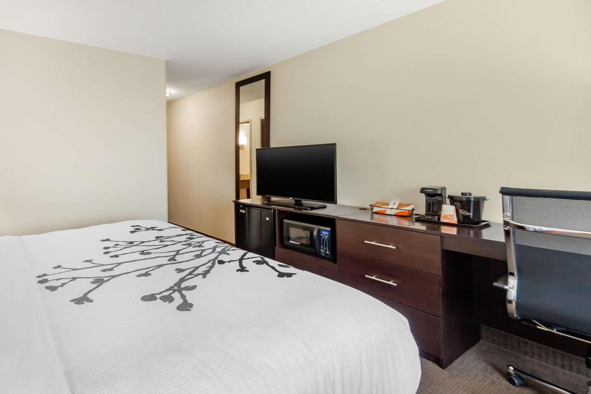 Sleep Inn & Suites Fargo Medical Center Экстерьер фото
