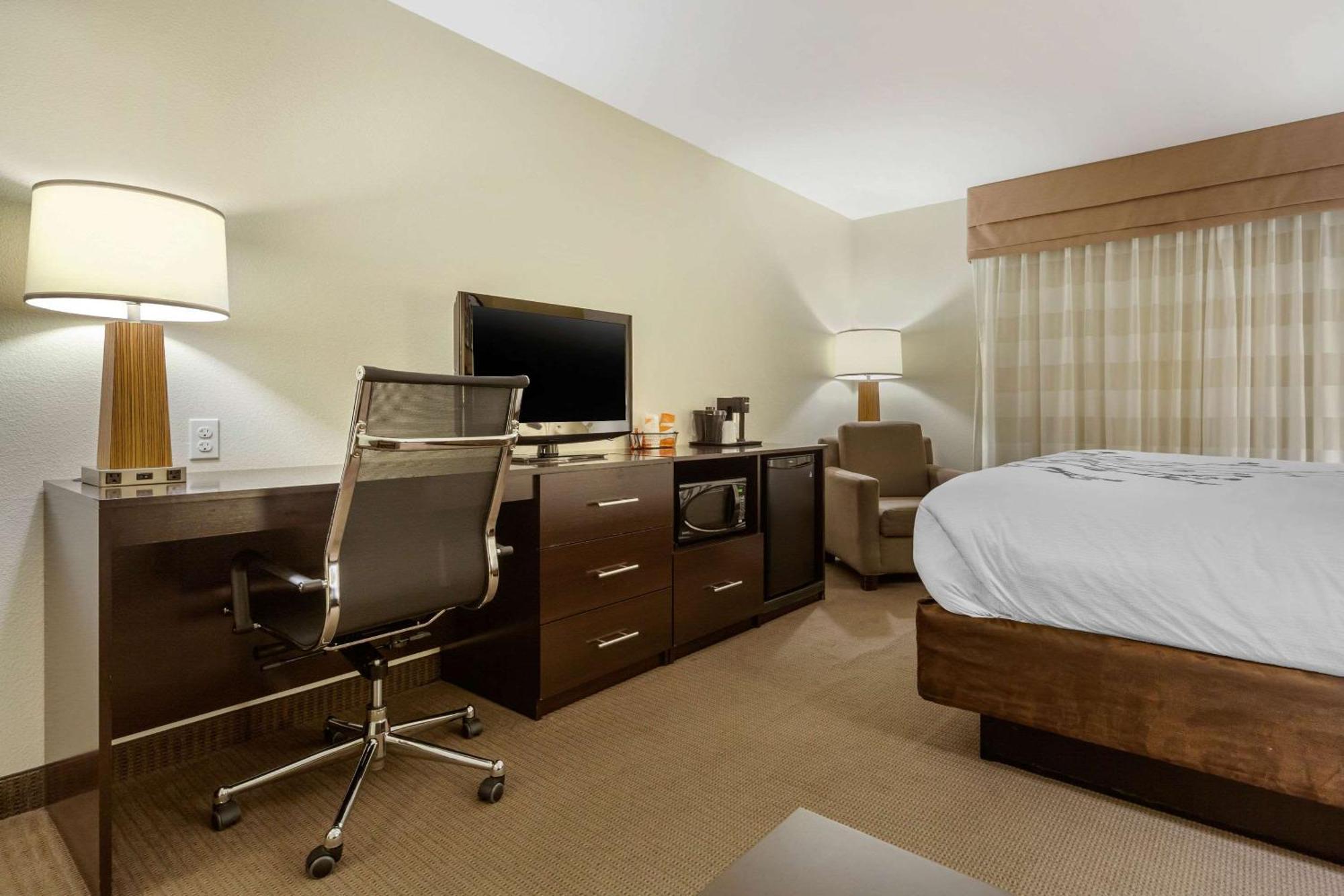 Sleep Inn & Suites Fargo Medical Center Экстерьер фото