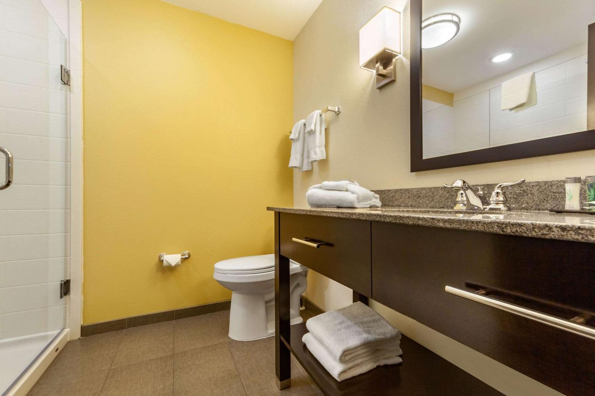 Sleep Inn & Suites Fargo Medical Center Экстерьер фото