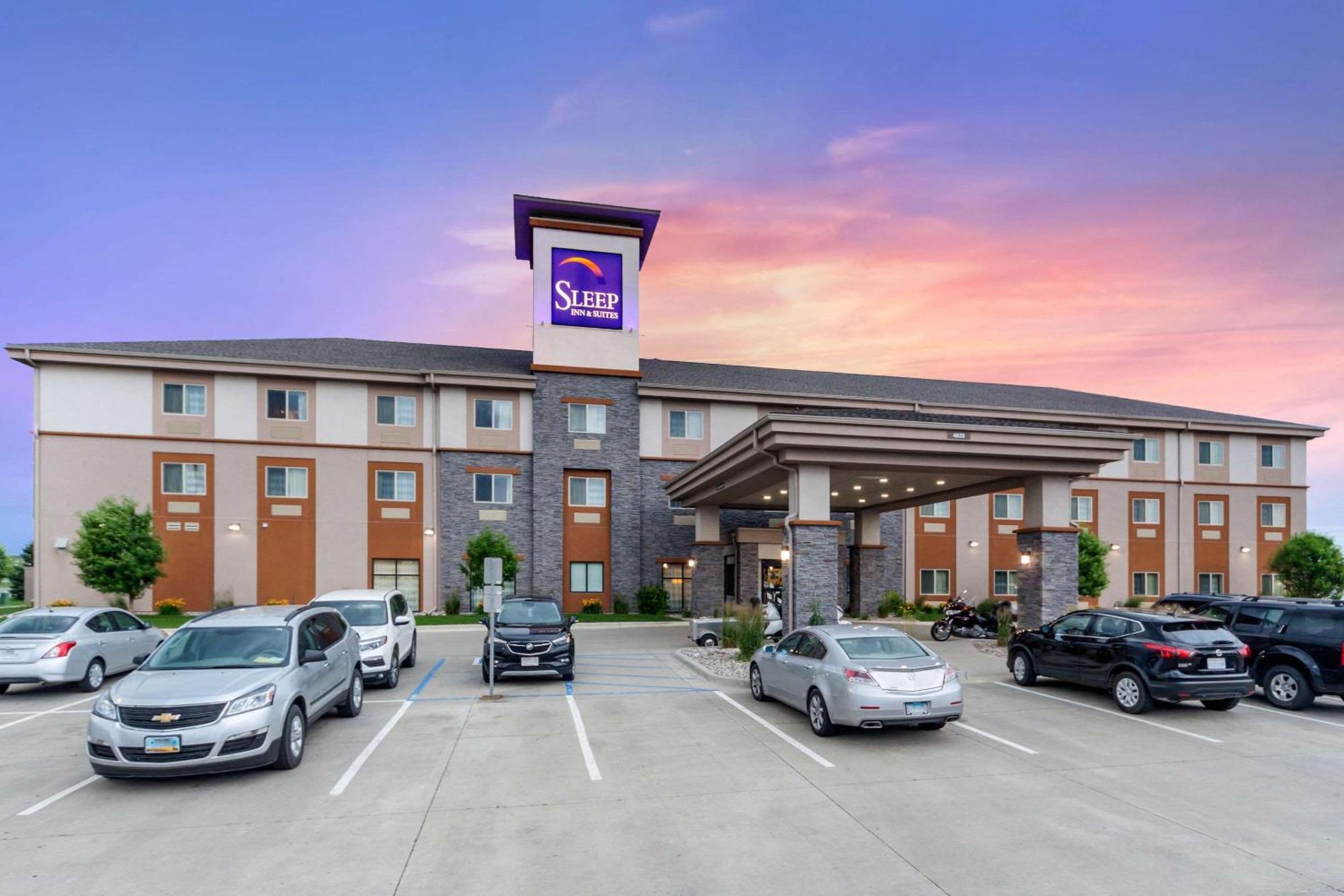 Sleep Inn & Suites Fargo Medical Center Экстерьер фото