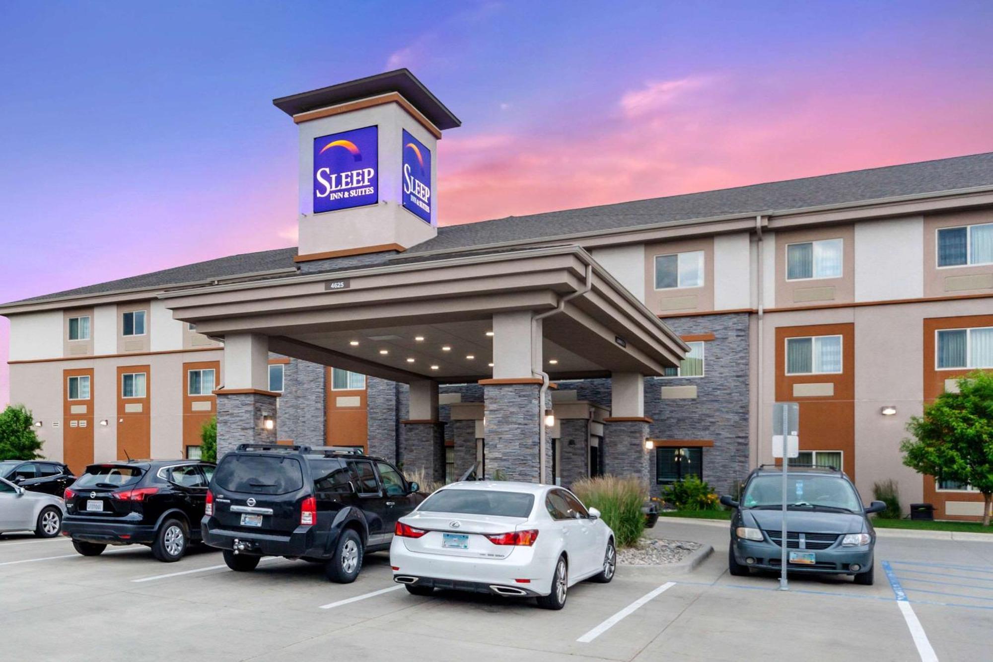 Sleep Inn & Suites Fargo Medical Center Экстерьер фото